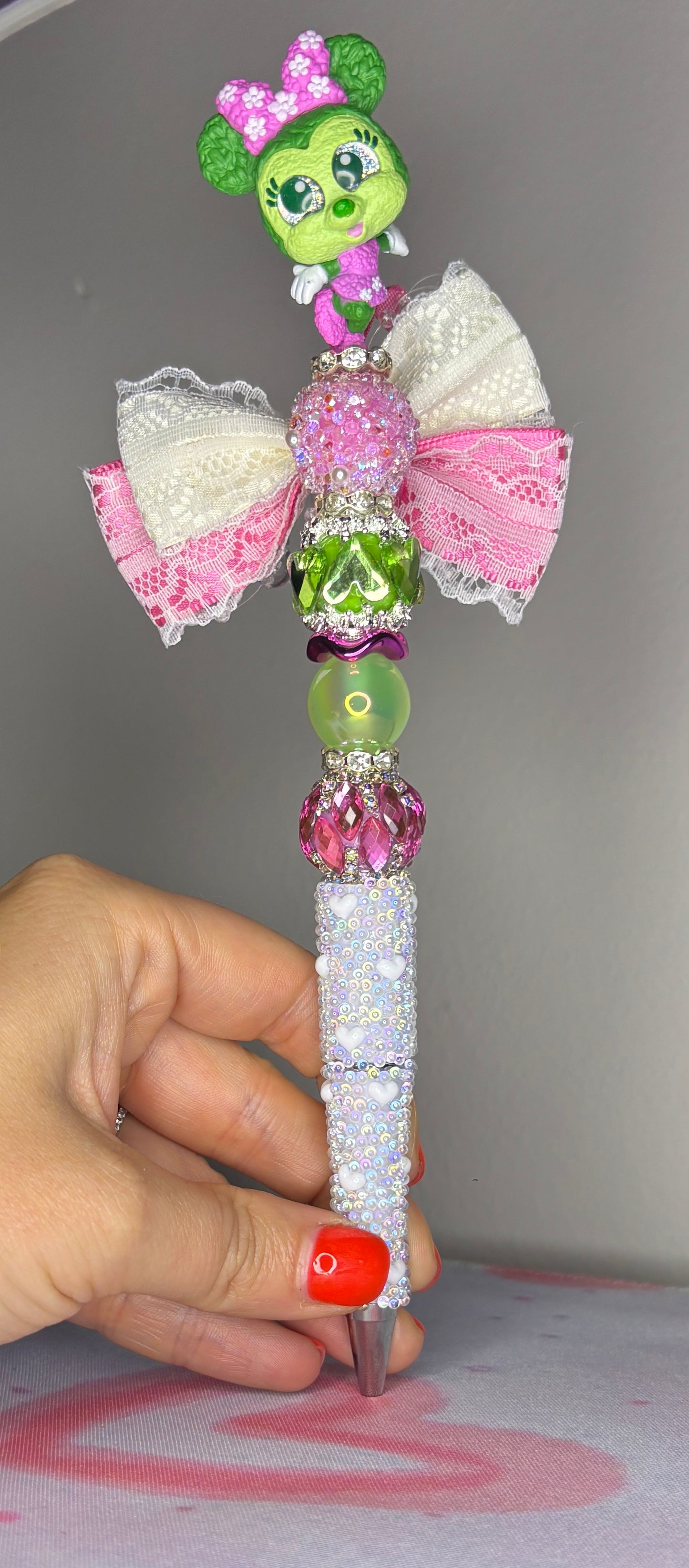 Character Mouse Pink & Green Bow Fancy Pen - Medium